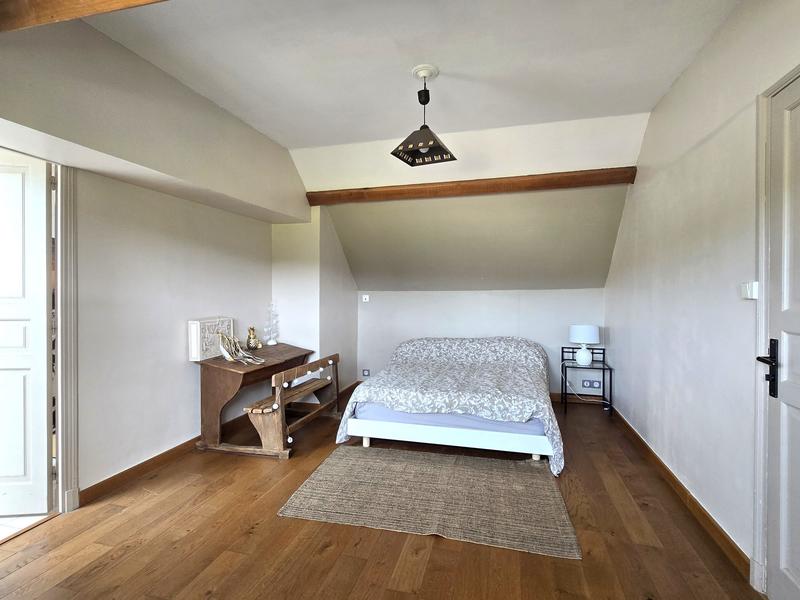 Maison ancienne - 191 m² - 7 pièces