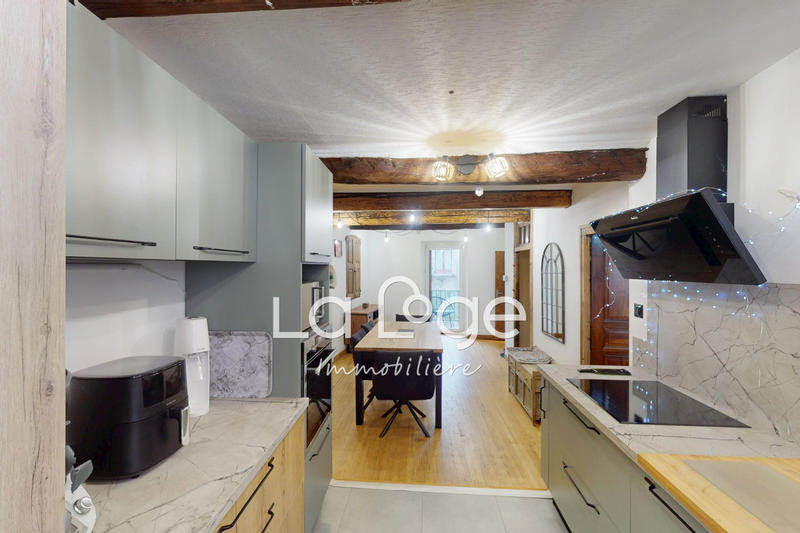 Maison - 159 m² - 5 pièces