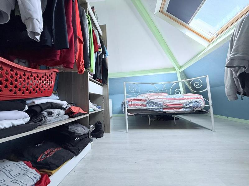 Maison - 202 m² - 7 pièces