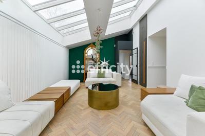 Immeuble - 480 m² - 20 pièces