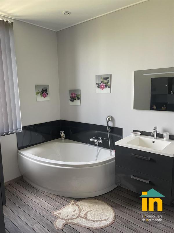 Maison de ville - 160 m² - 6 pièces