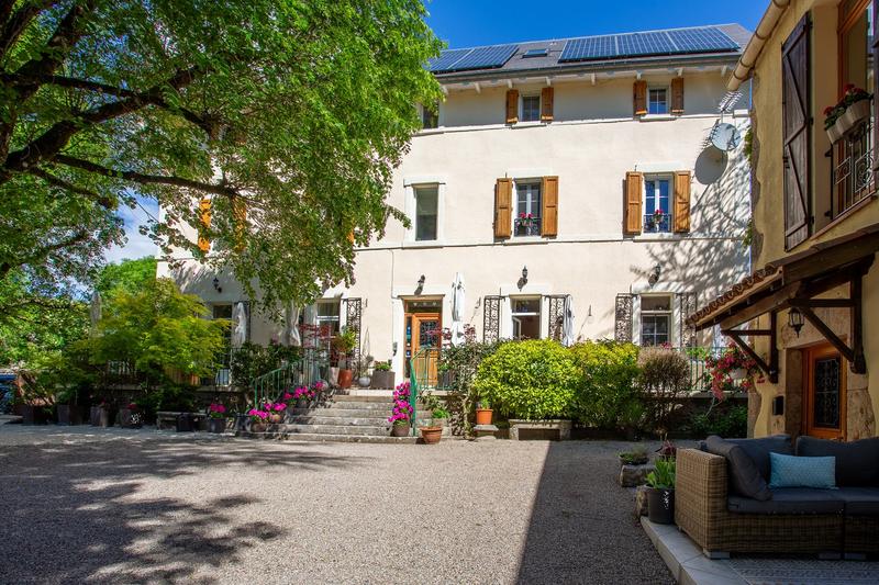 Maison de domaine - 500 m² - 15 pièces