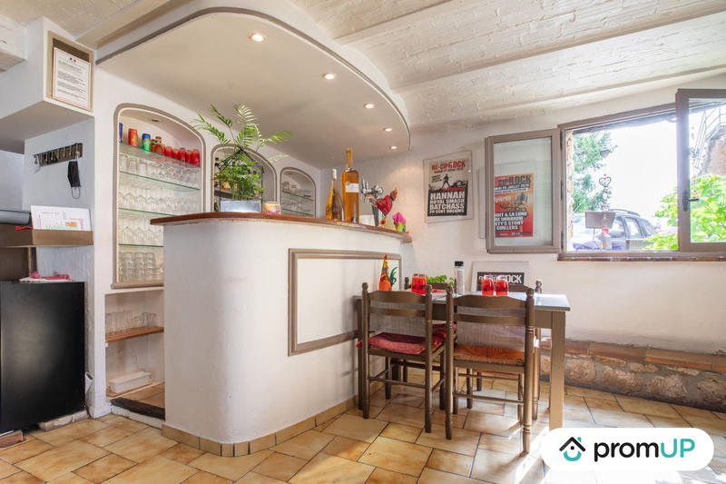 Fonds de commerce - 200 m²