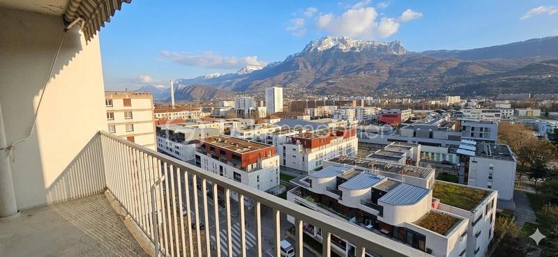 Appartement - 83 m² - 3 pièces