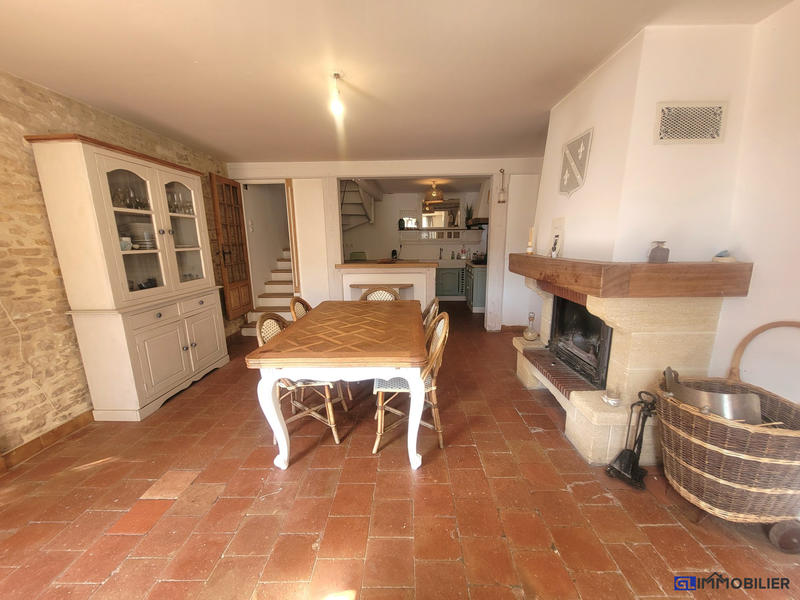 Maison ancienne - 126 m² - 8 pièces