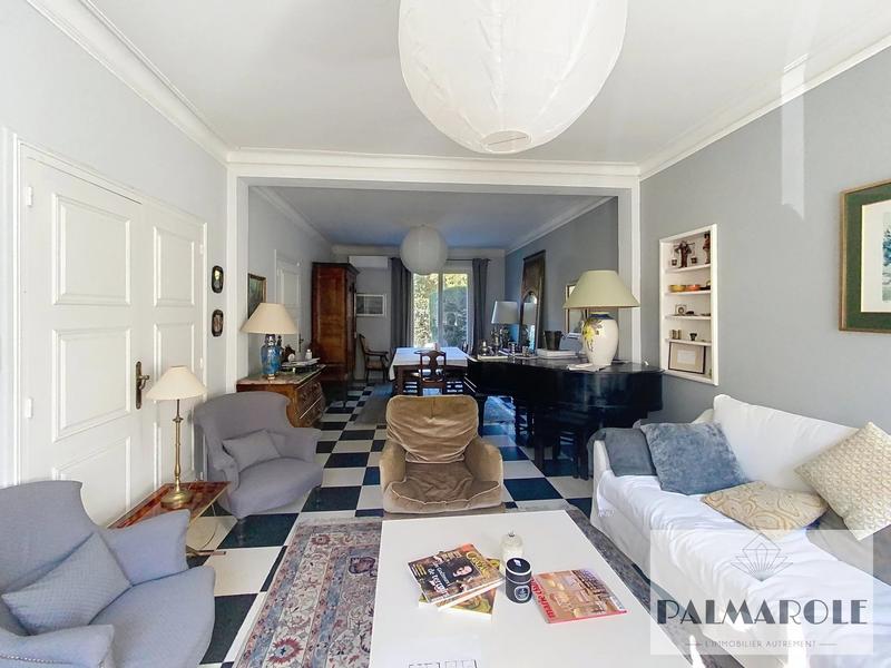 Maison - 151 m² - 6 pièces