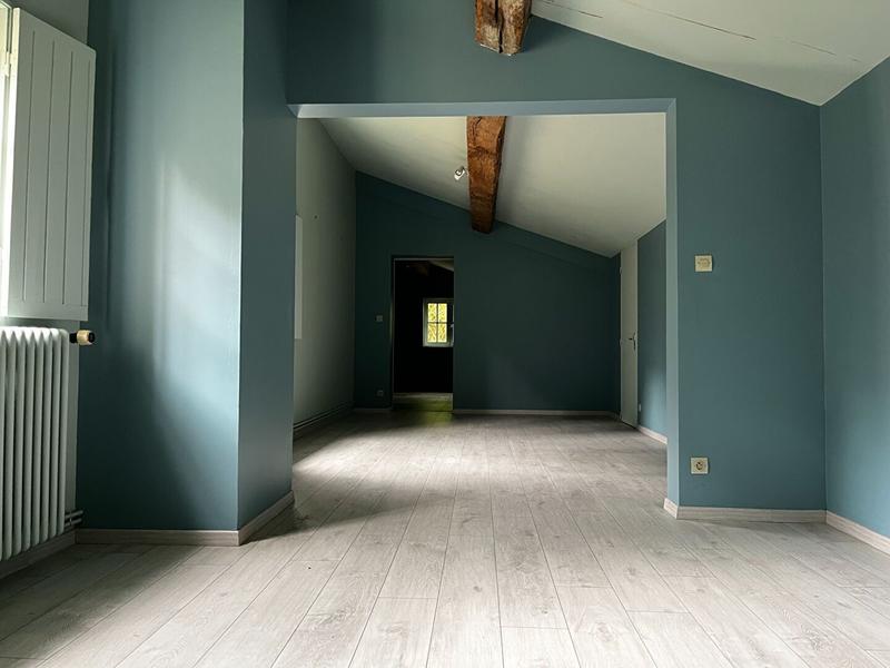 Demeure - 245 m² - 8 pièces