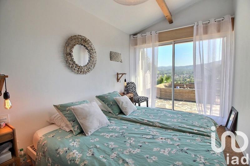 Maison - 103 m² - 5 pièces