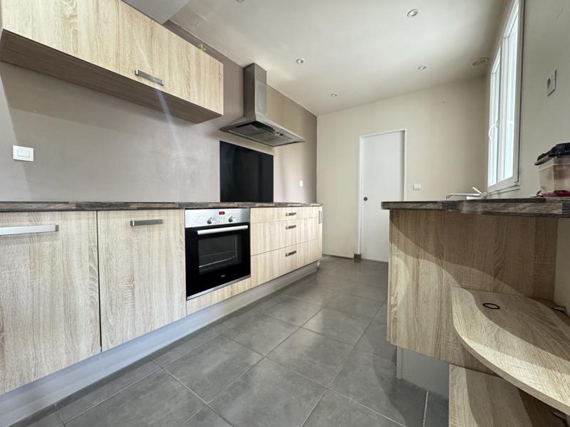 Maison - 100 m² - 6 pièces