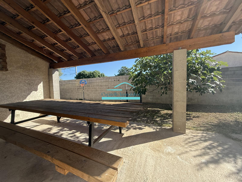 Propriété - 336 m² - 10 pièces