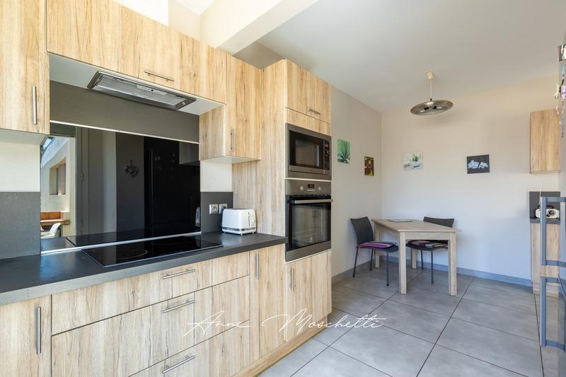 Maison - 151 m² - 6 pièces