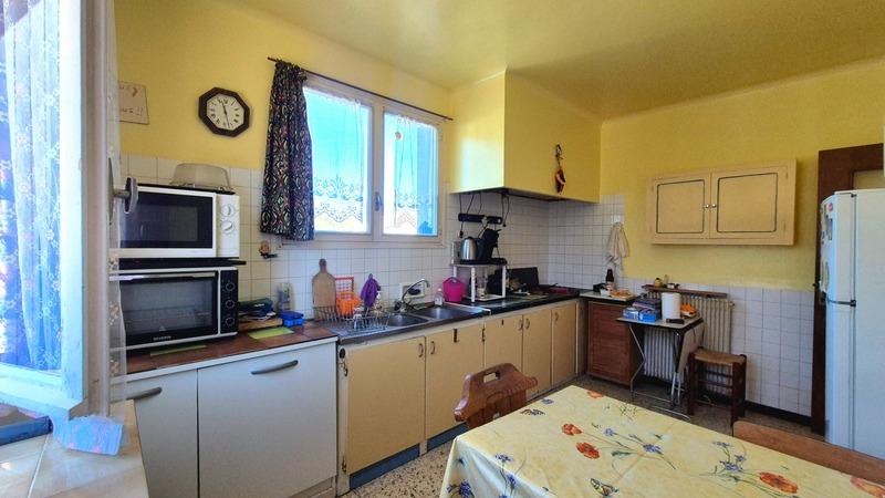 Maison - 121 m² - 7 pièces