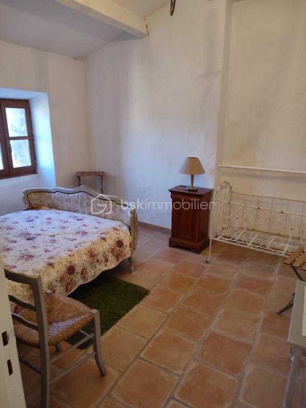 Demeure - 200 m² - 8 pièces