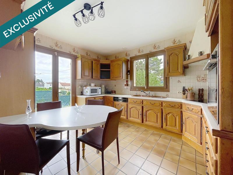 Maison - 206 m² - 6 pièces