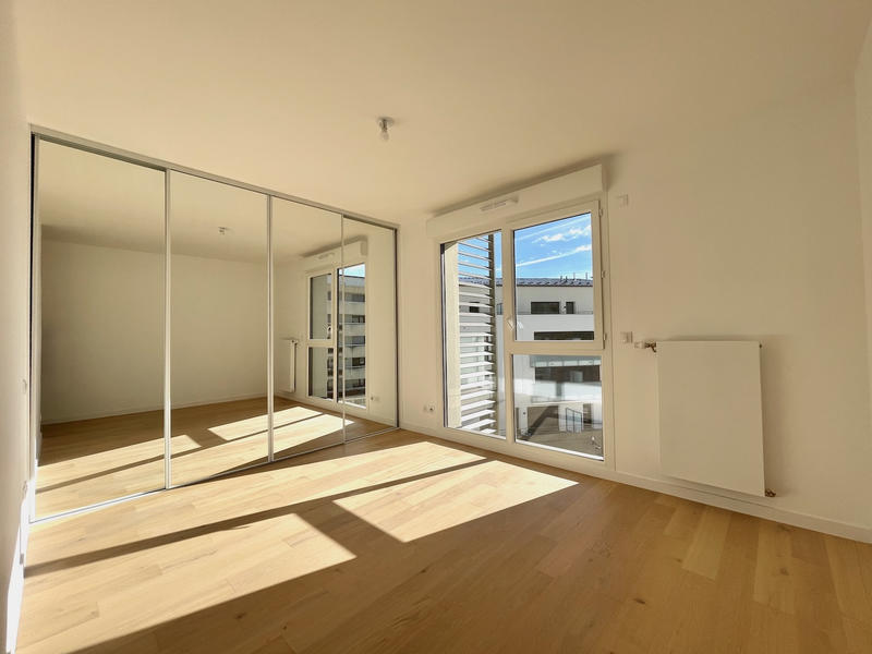 Appartement - 94 m² - 4 pièces