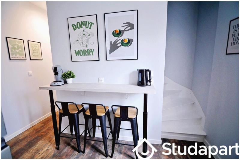 Chambre - 11 m² - 1 pièce