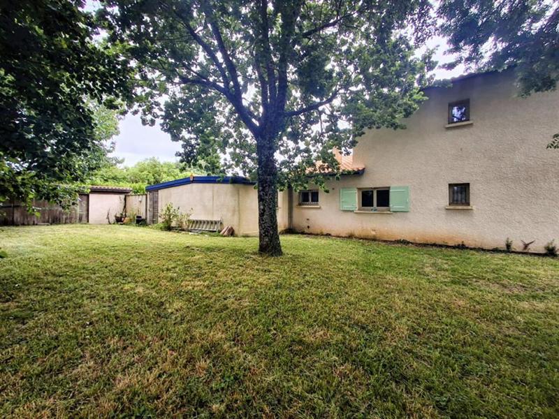 Maison - 160 m² - 5 pièces