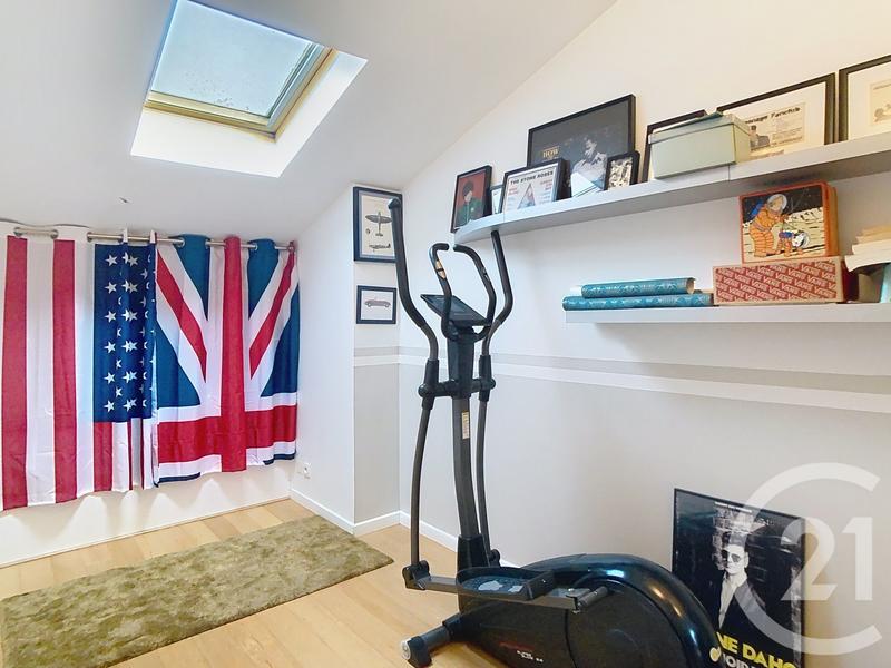 Loft - 85 m² - 5 pièces