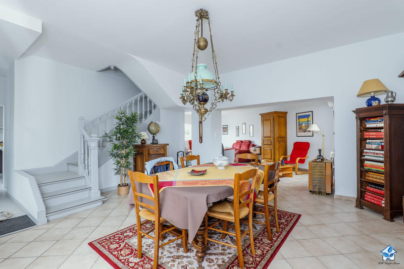 Viager - Maison - 140 m² - 5 pièces