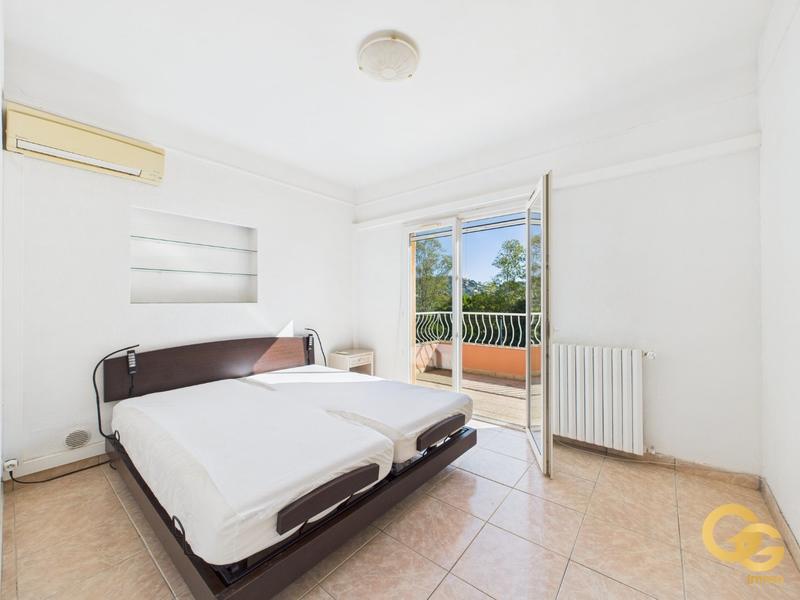 Maison - 170 m² - 5 pièces