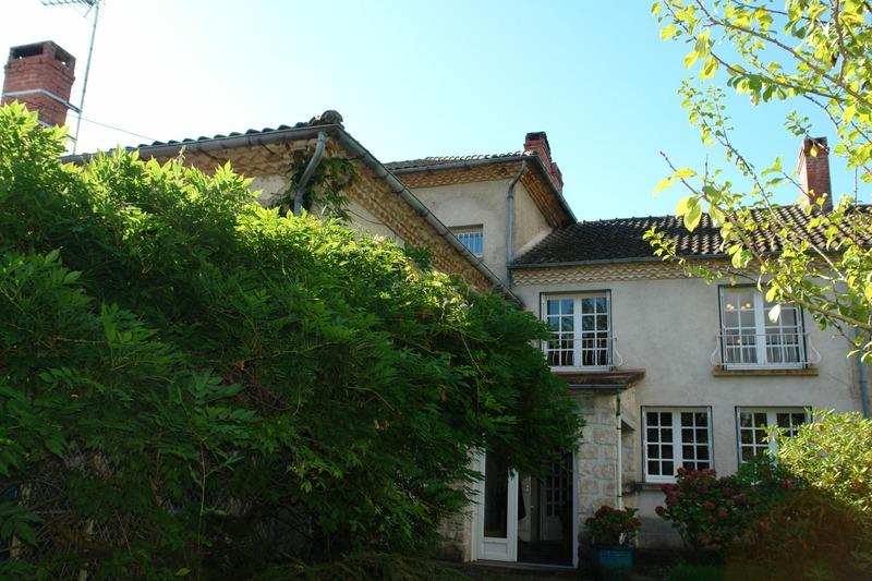Maison - 211 m² - 6 pièces