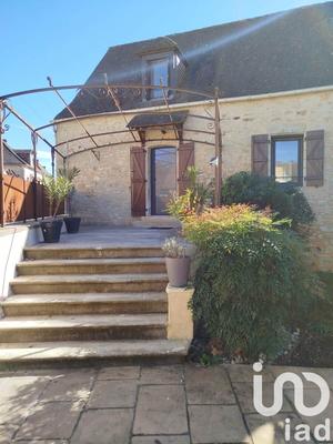 Maison - 102 m² - 4 pièces