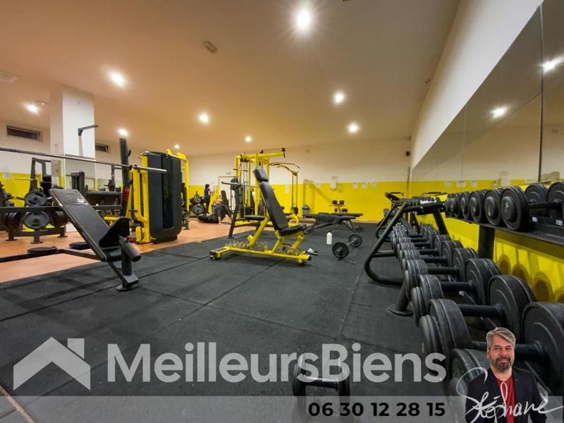 Local d'activité / Entrepôt - 450 m² - 8 pièces