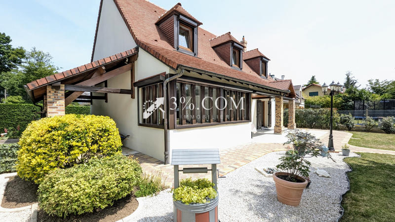 Maison - 147 m² - 5 pièces