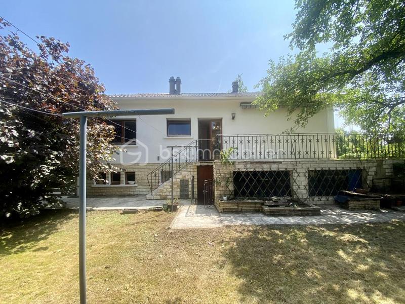 Pavillon - 110 m² - 5 pièces