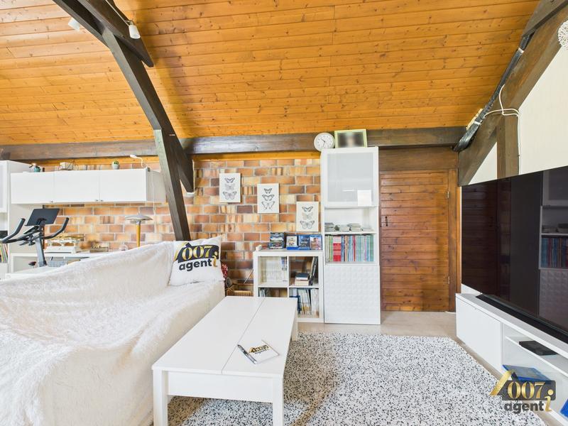 Maison - 208 m² - 8 pièces