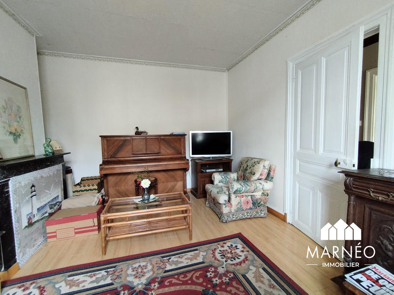 Maison ancienne - 278 m² - 8 pièces