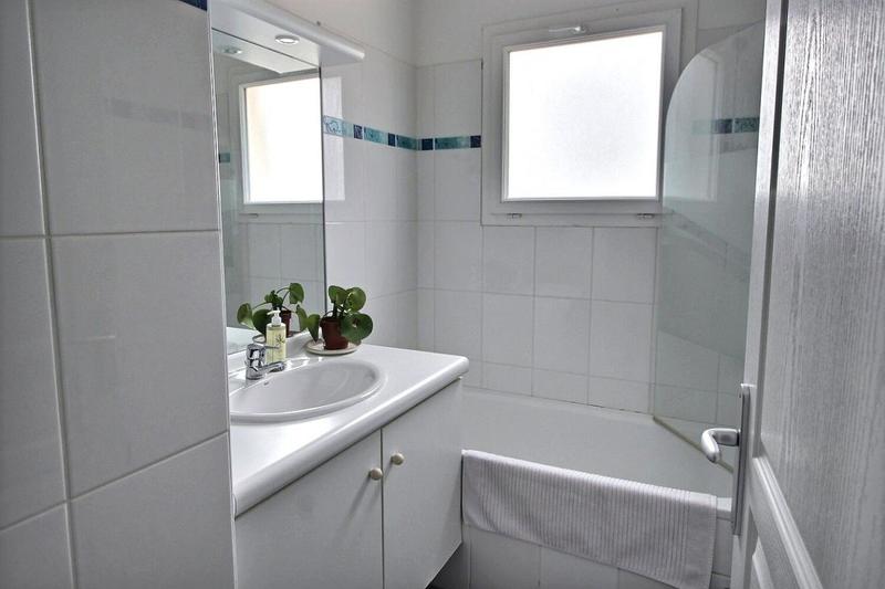 Appartement - 99 m² - 4 pièces