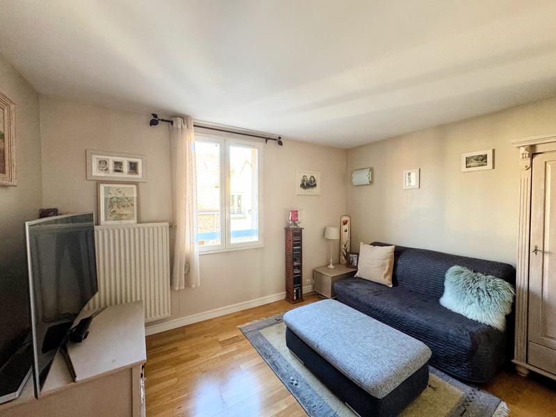 Maison - 168 m² - 7 pièces