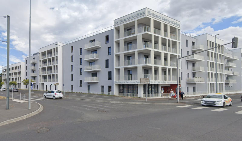 Studio - 25 m² - 1 pièce