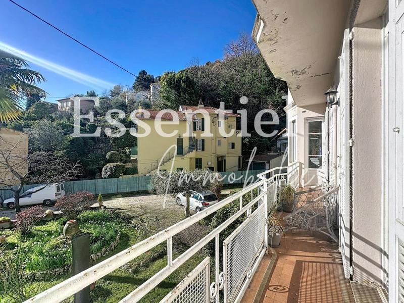 Appartement - 106 m² - 3 pièces