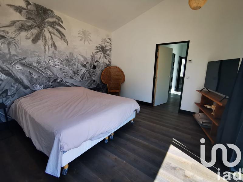 Maison - 205 m² - 6 pièces