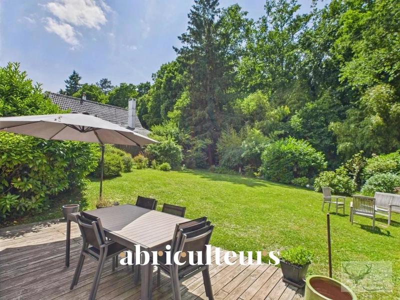 Maison - 167 m² - 6 pièces