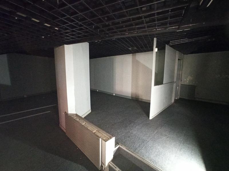 Local commercial - 340 m² - 2 pièces