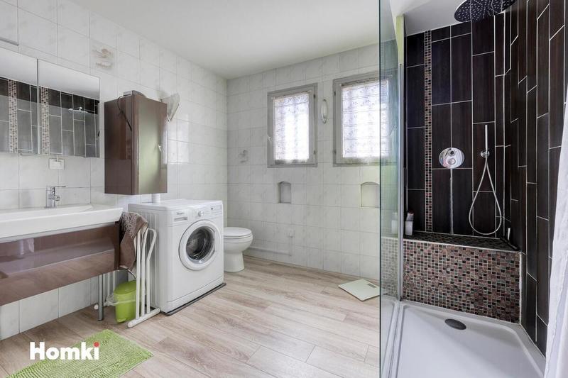 Maison - 138 m² - 5 pièces