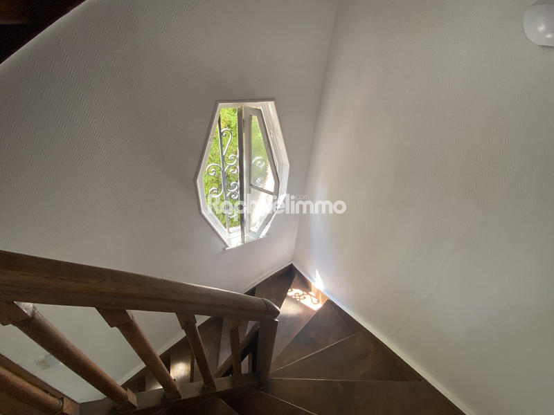 Maison - 137 m² - 5 pièces