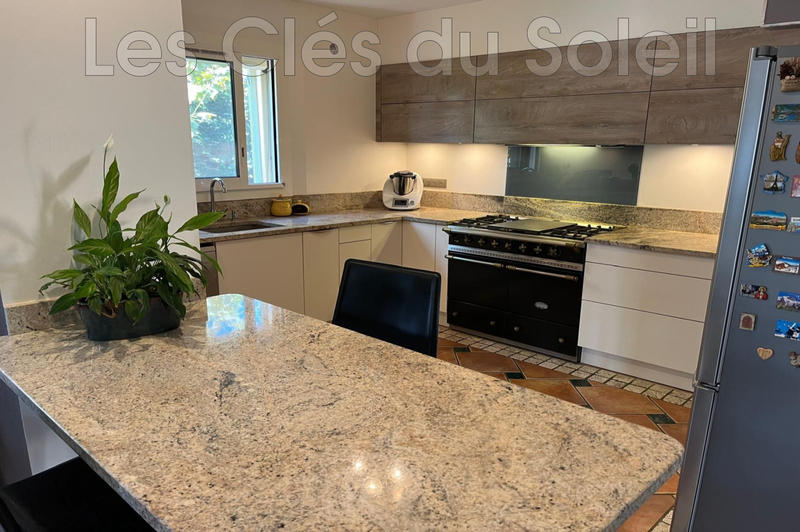Appartement - 151 m² - 5 pièces