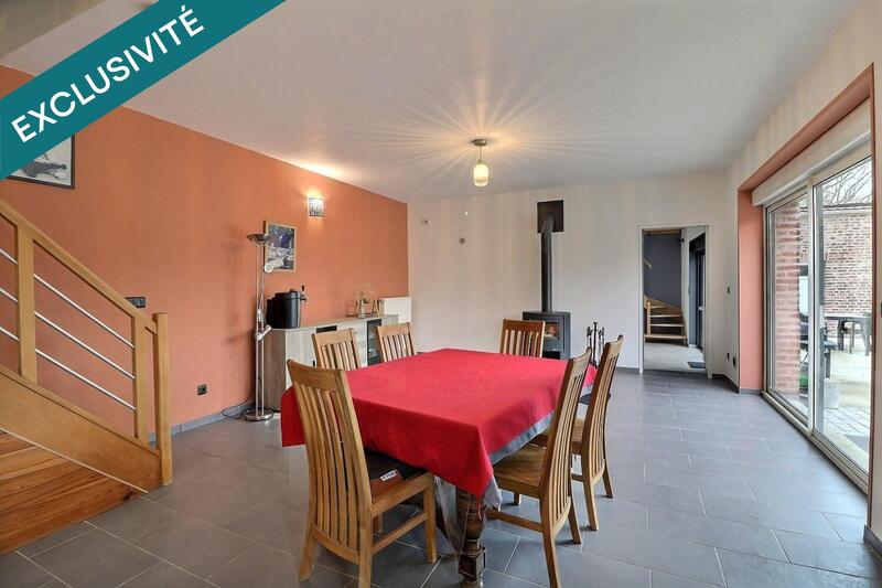 Maison - 187 m² - 8 pièces