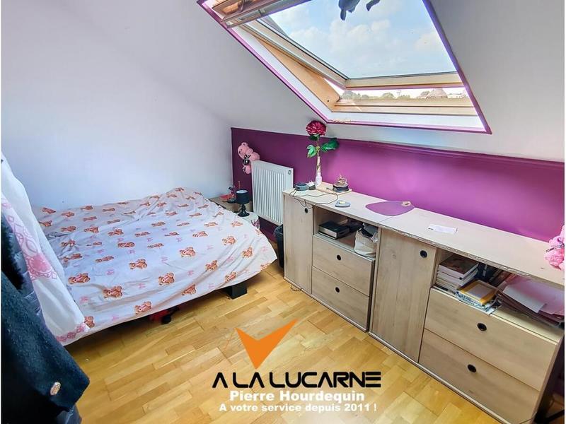 Maison - 93 m² - 5 pièces