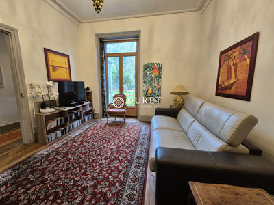 Maison - 251 m² - 11 pièces