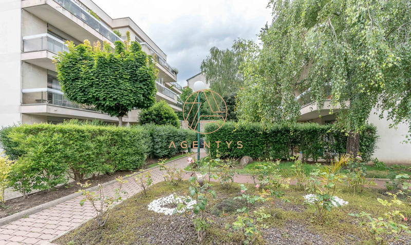 Appartement - 86 m² - 4 pièces