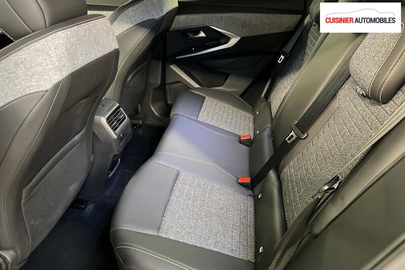 Peugeot 3008 Hybrid 145 e-Dcs6 Allure