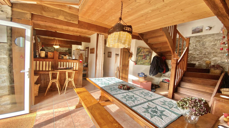 Maison - 148 m² - 5 pièces