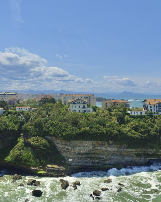 Appartement - 93 m² - 4 pièces