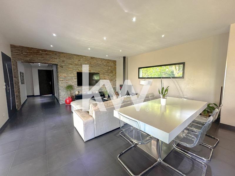 Villa - 120 m² - 4 pièces