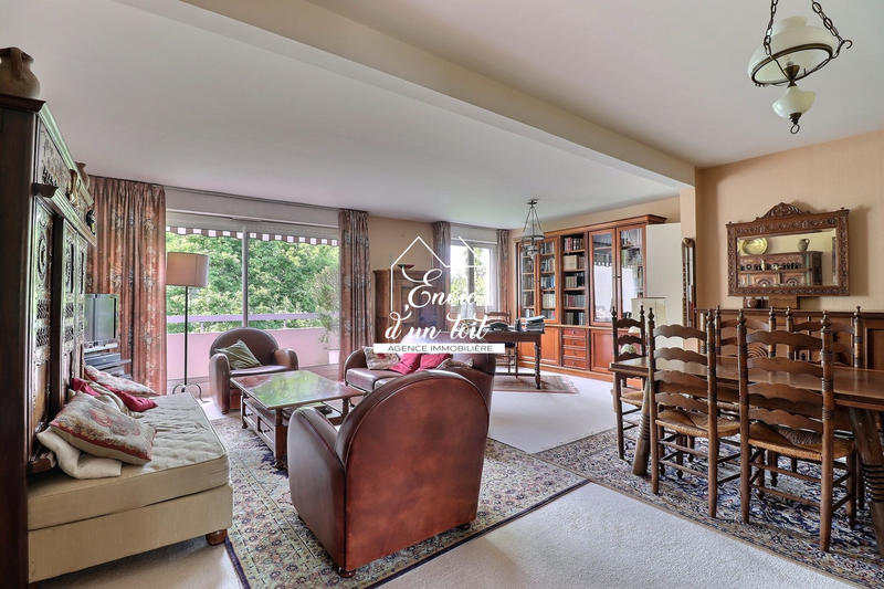 Appartement - 100 m² - 4 pièces